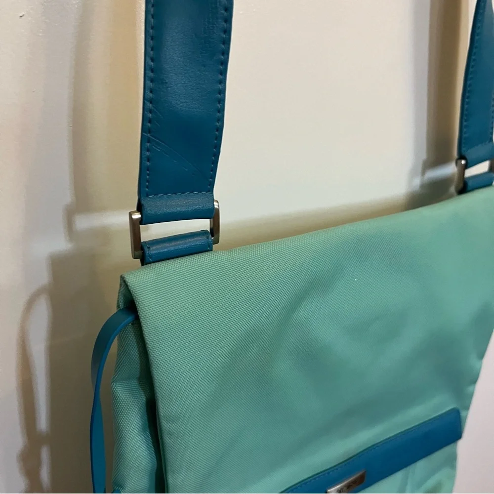 Tumi Nylon Travel Crossbody Bag Teal Blue - Picture 9 of 16